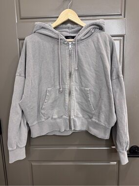 Forever 21 + Cropped Zip Up Hoodie